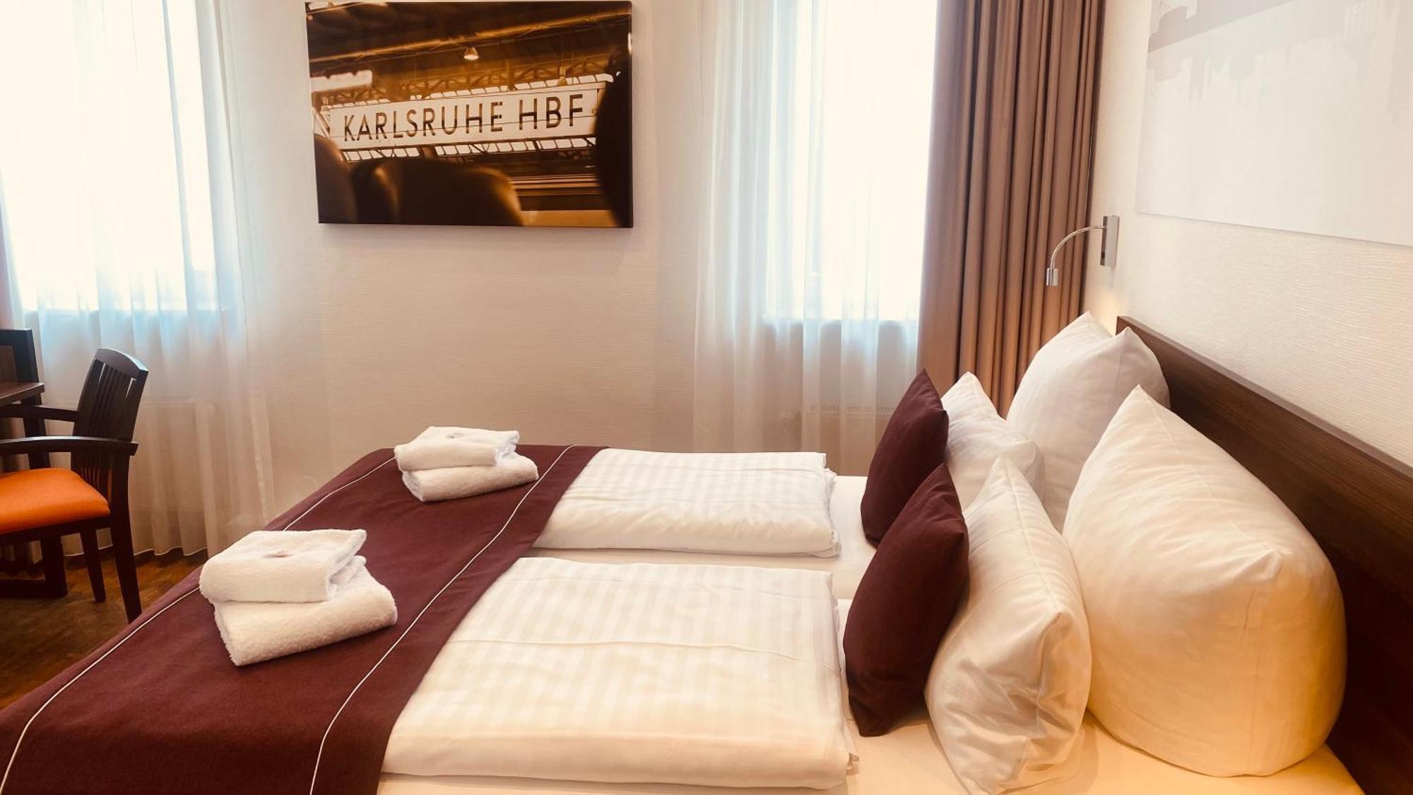 Sevendays Hotel 卡尔斯鲁厄 外观 照片